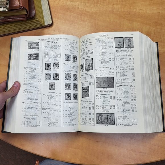 Scott's standard postage stamp catalog 1952 - Picture 7 of 9